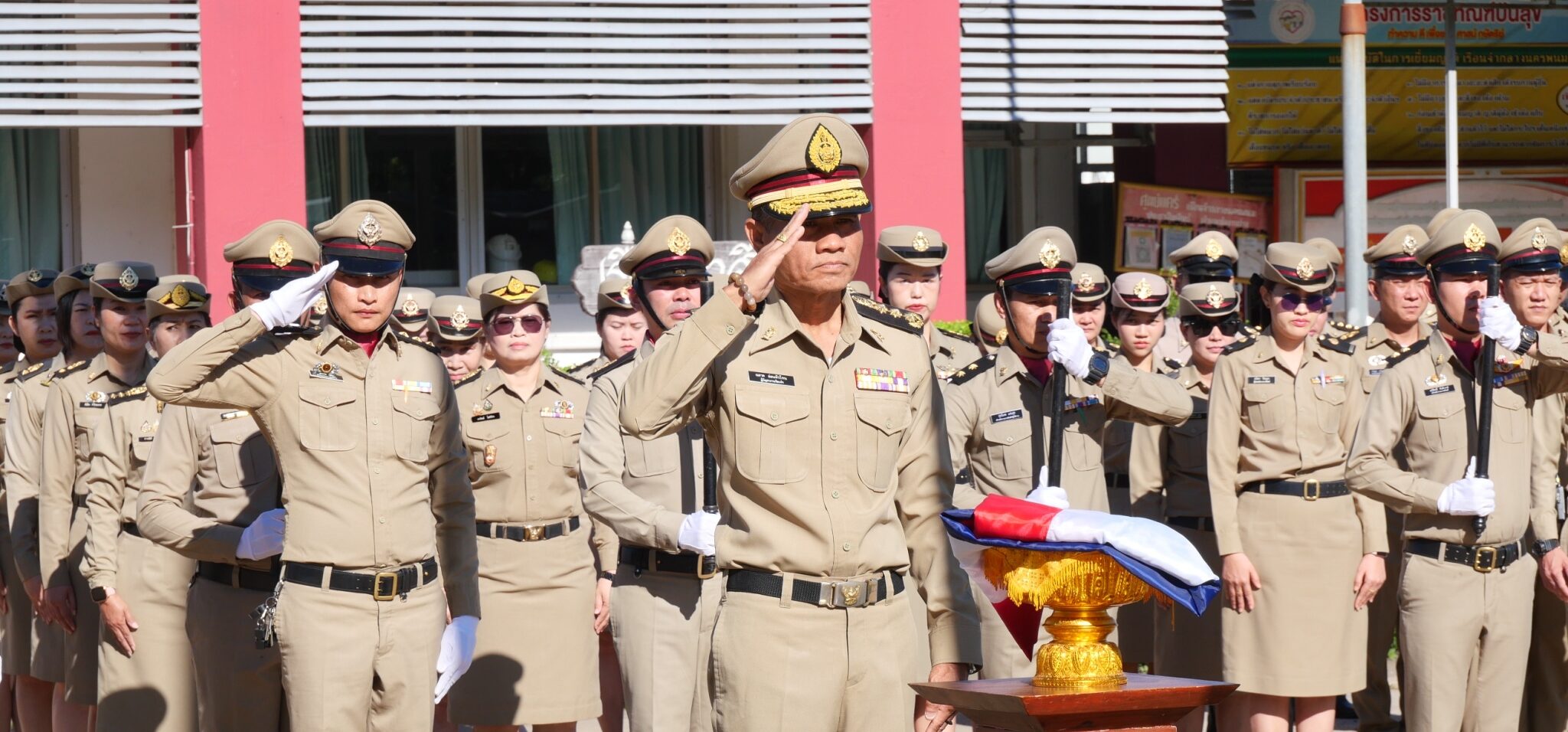 วันนี้ (3 ตุลาคม 2568) เนื่องใน “วันพระราชทานธงชาติไทย” (Thai National Flag Day)
